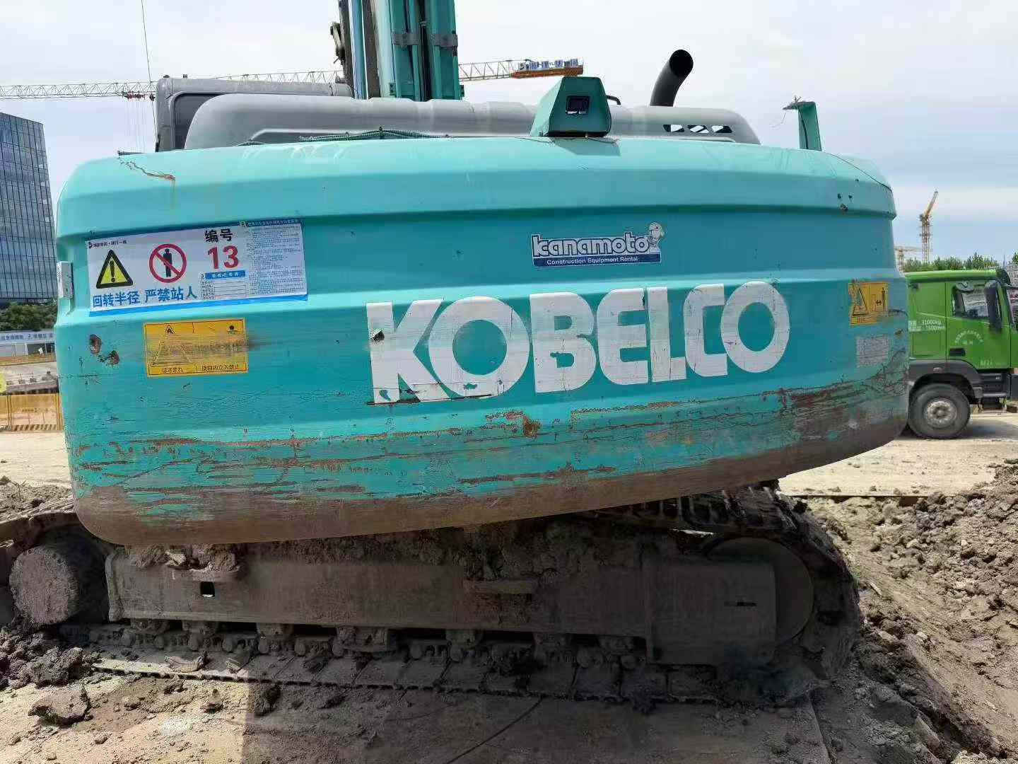 Buy Kobelco SK200-2 Used Excavator / 3 Buy Kobelco SK200-2 Used Excavator / 3