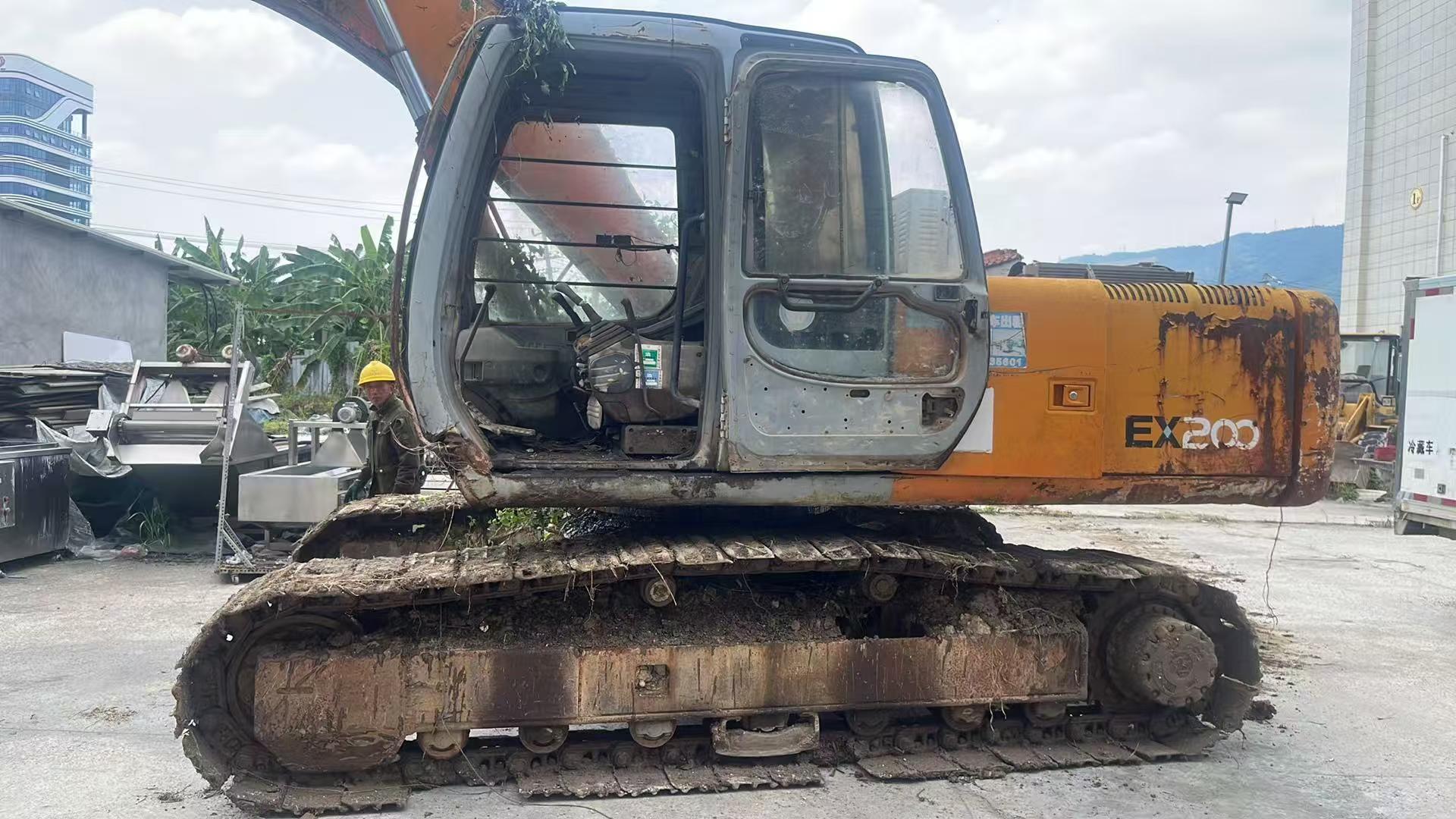 Buy Hitachi ZX200-6 Used Excavator / 9 Buy Hitachi ZX200-6 Used Excavator / 9