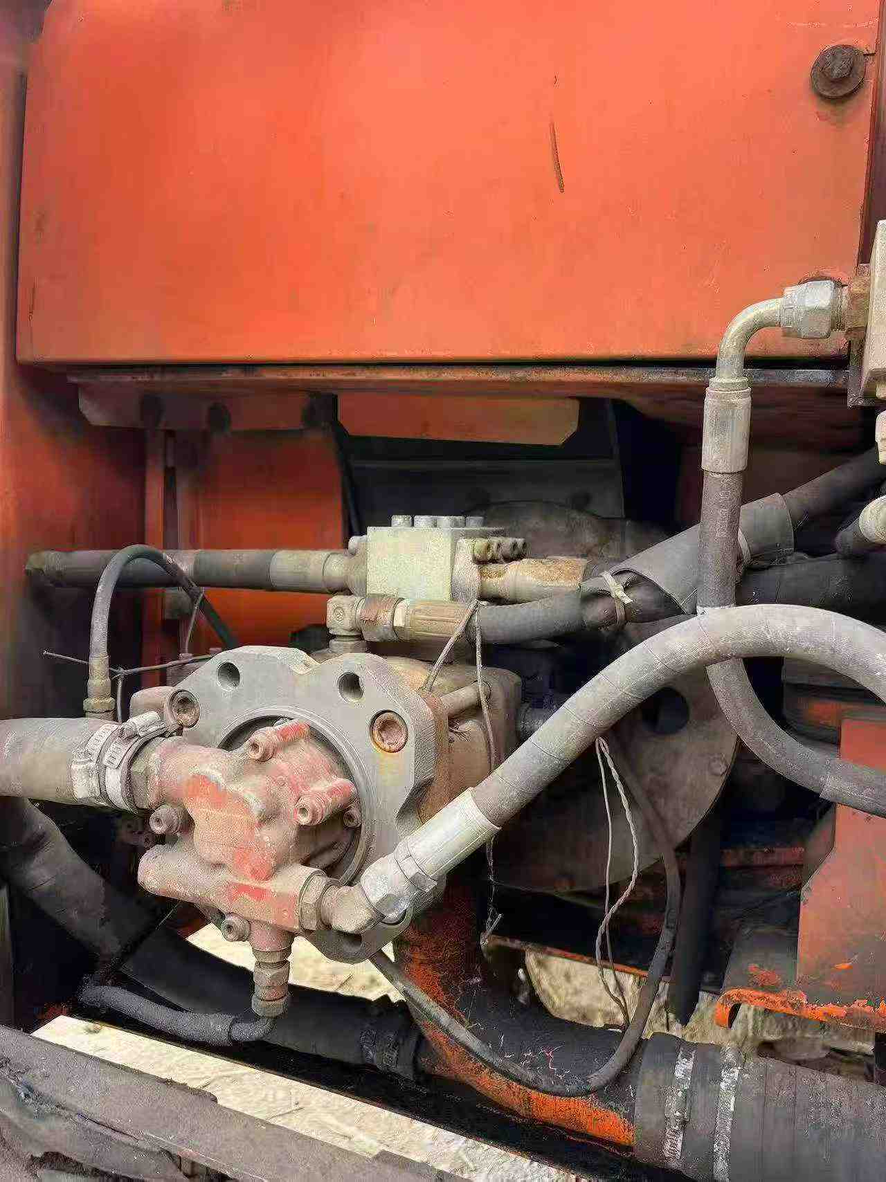 Buy Doosan DH150 Used Excavator / 2 Buy Doosan DH150 Used Excavator / 2