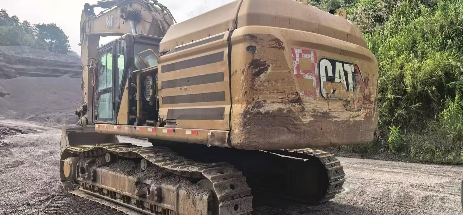 Buy Caterpillar 349E Used Excavator / 1