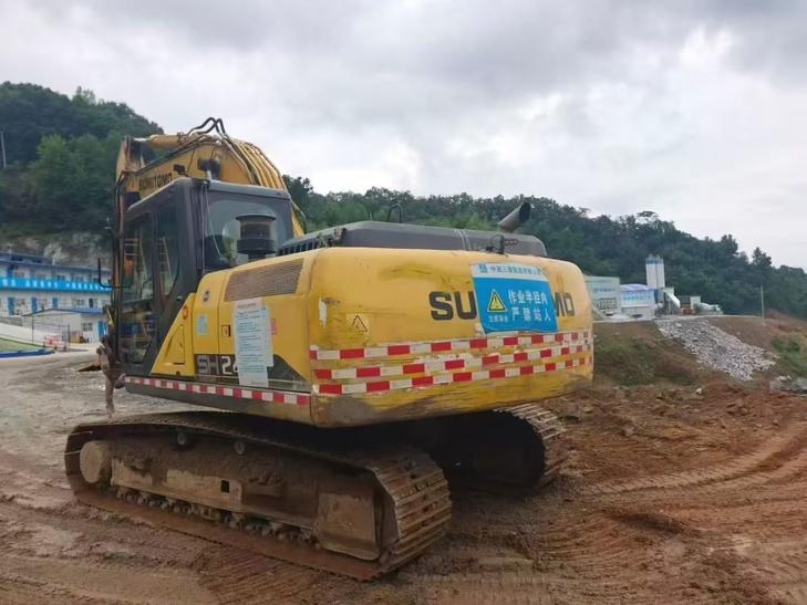 Buy Sumitomo SH210-5 Used Excavator / 1