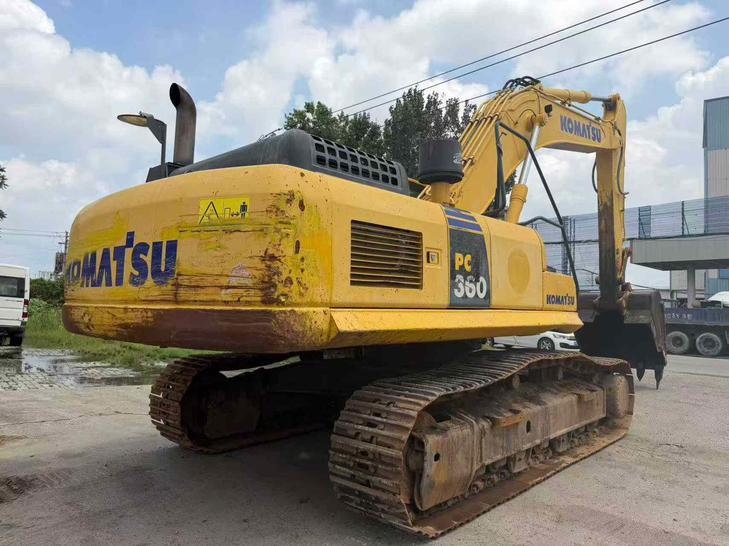 Buy Komatsu PC360-8M0 Used Excavator / 1