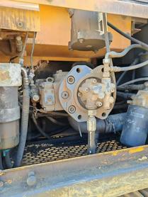 Buy Sany SY225C Used Excavator / 3 Buy Sany SY225C Used Excavator / 3