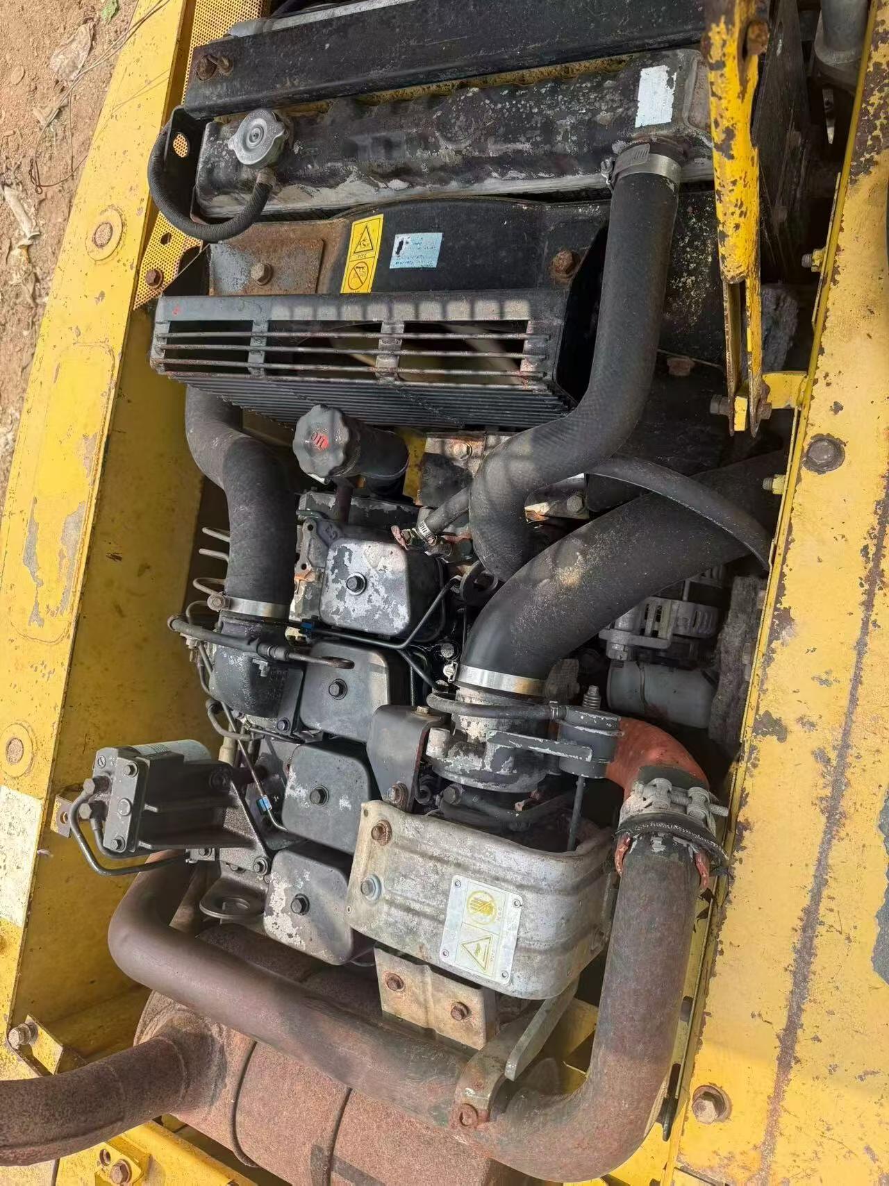 Buy Komatsu PC120-6E Used Excavator / 8 Buy Komatsu PC120-6E Used Excavator / 8