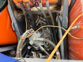 Buy Doosan DH215-7 Used Excavator / 4 Buy Doosan DH215-7 Used Excavator / 4