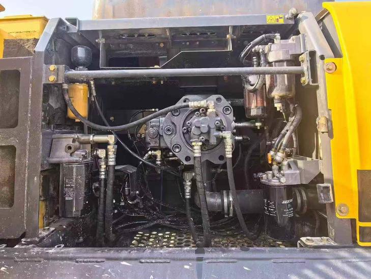 Buy Sumitomo SH360-5 Used Excavator / 1