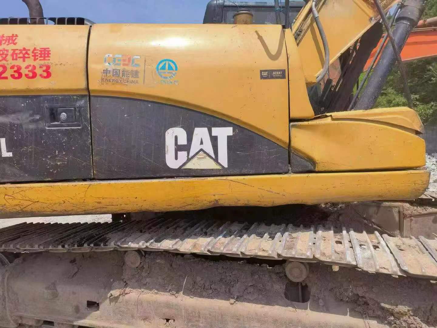 Buy Caterpillar 323DL Used Excavator / 3 Buy Caterpillar 323DL Used Excavator / 3