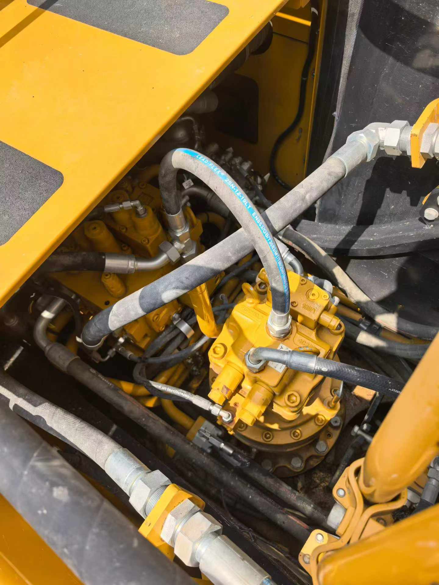 Buy Sany SY200C Used Excavator / 7 Buy Sany SY200C Used Excavator / 7