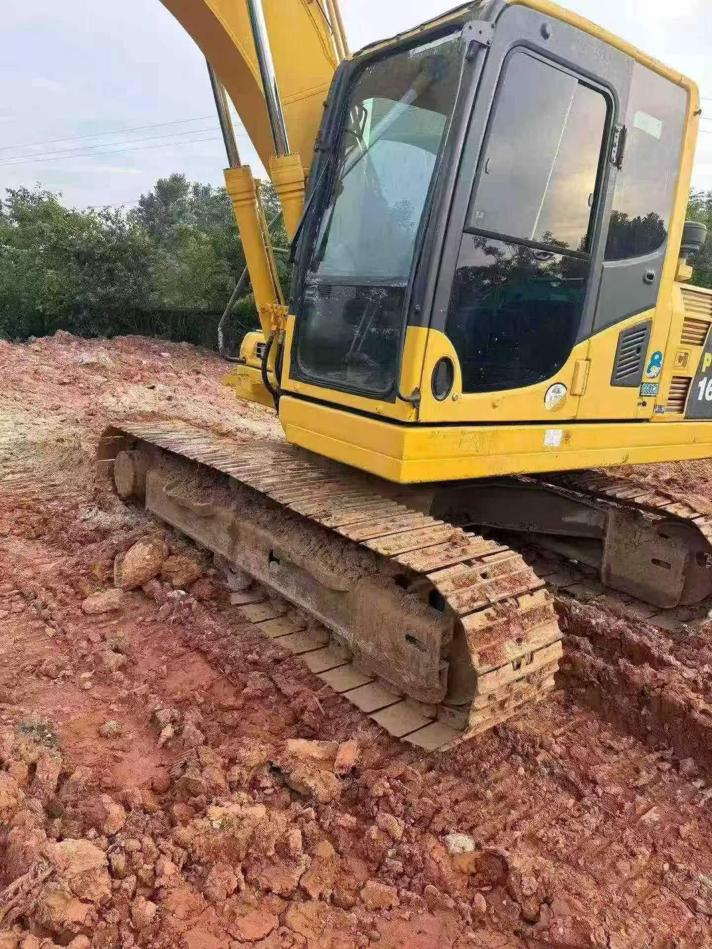 Buy Komatsu PC130-8M0 Used Excavator / 9