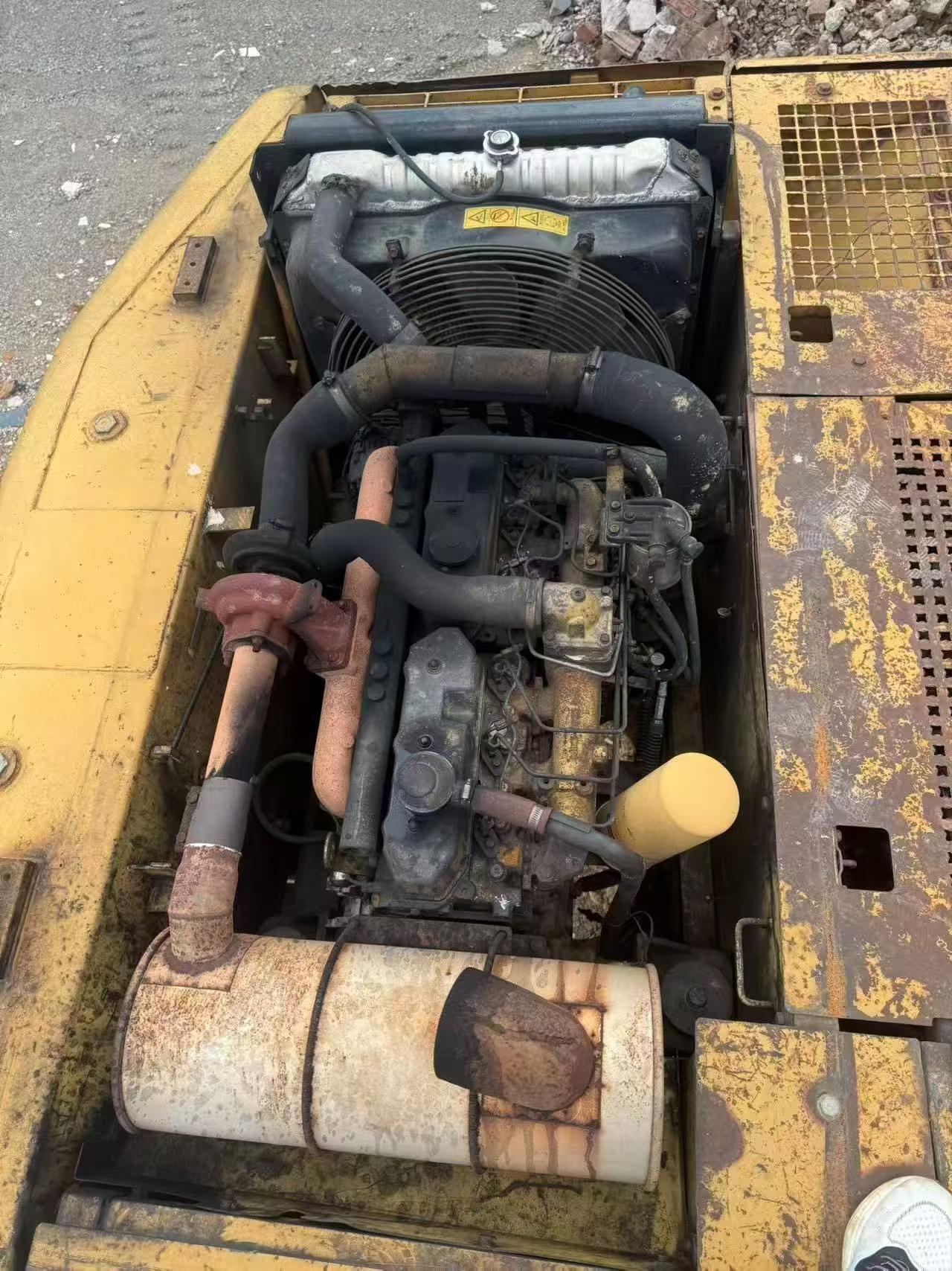 Buy Caterpillar 320B Used Excavator / 2