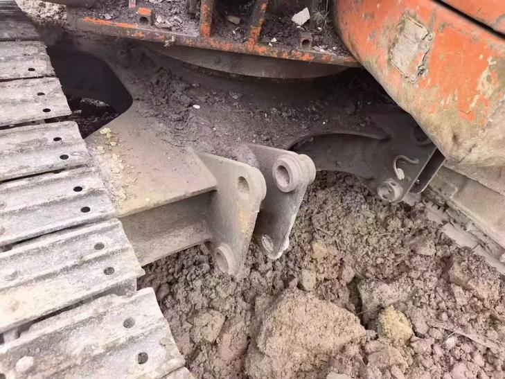 Buy Doosan DH80 Used Excavator / 1