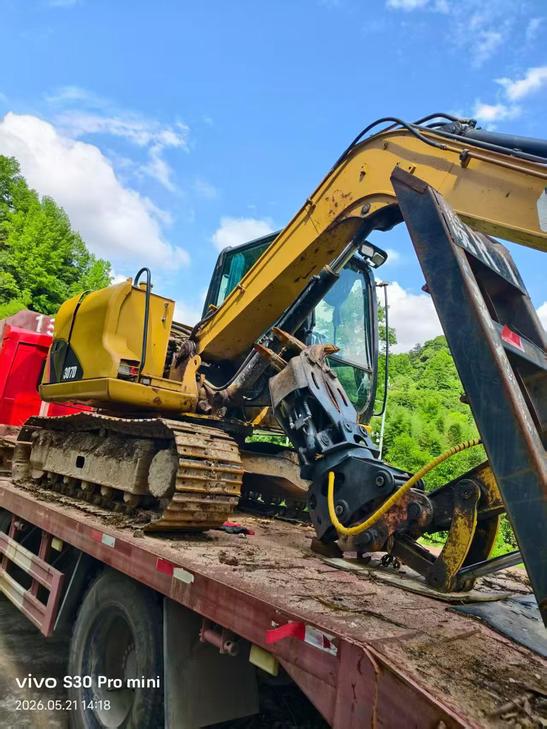 Buy Caterpillar 307B Used Excavator / 1