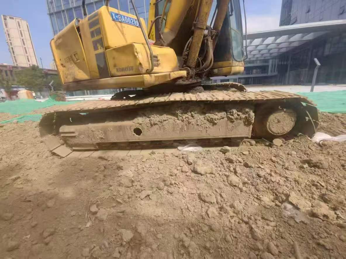 Buy Komatsu PC120-6 Used Excavator / 6 Buy Komatsu PC120-6 Used Excavator / 6
