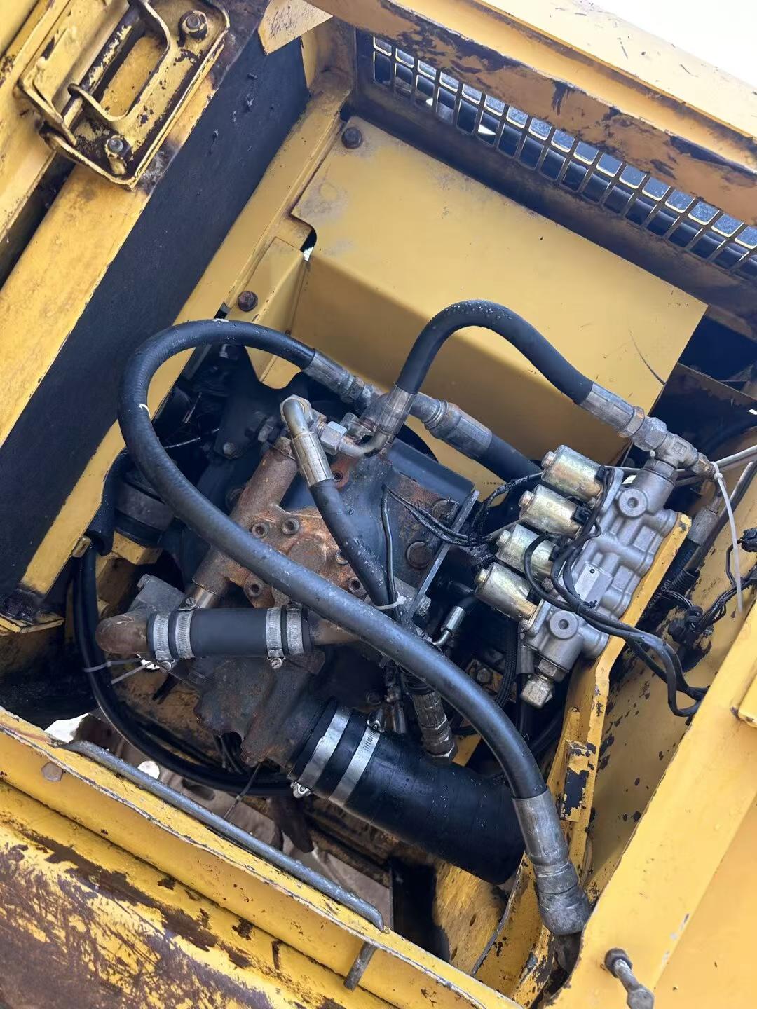 Buy Komatsu PC120-6E Used Excavator / 7 Buy Komatsu PC120-6E Used Excavator / 7