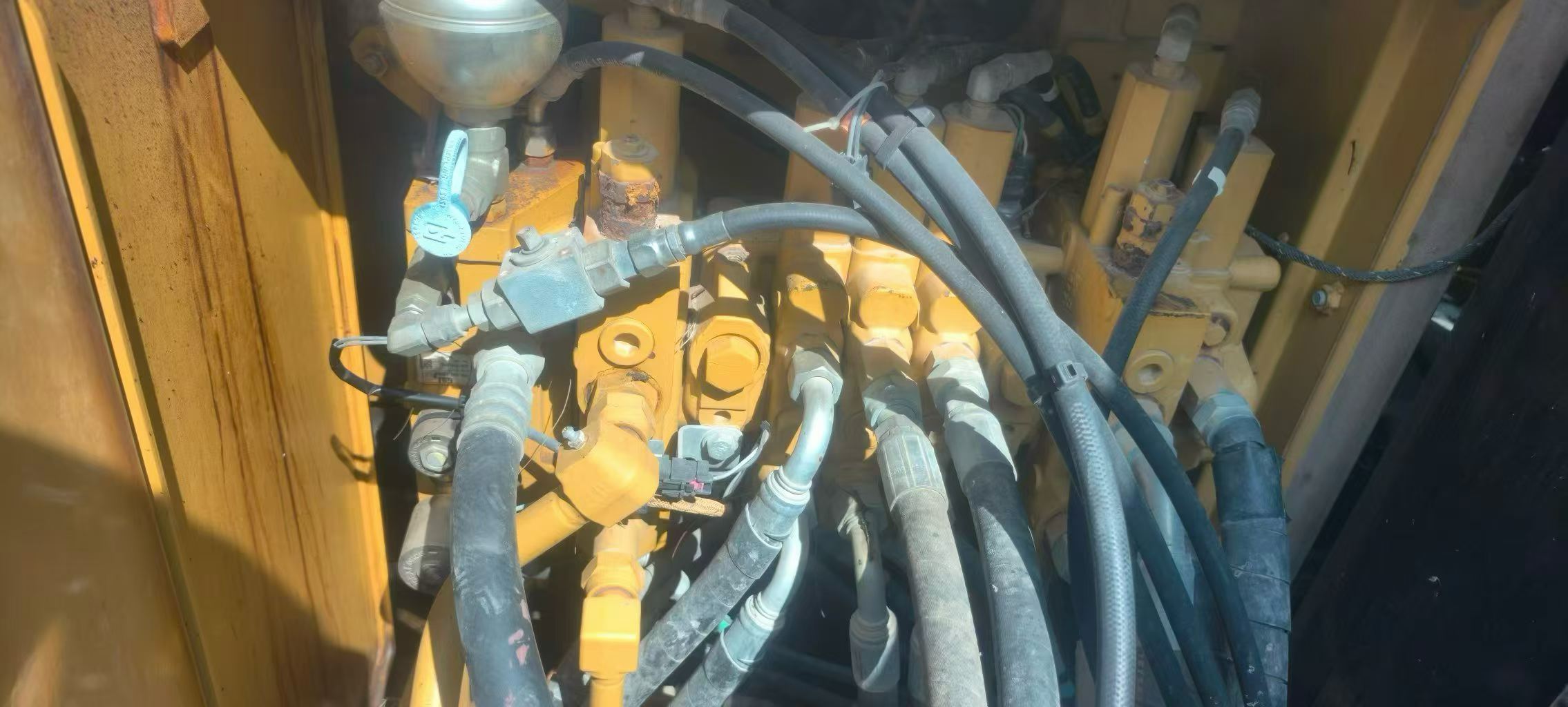 Buy Caterpillar 312 Used Excavator / 6 Buy Caterpillar 312 Used Excavator / 6
