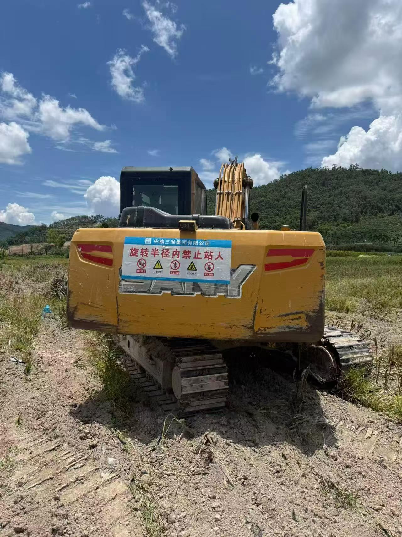 Buy Sany SY135 Used Excavator / 4