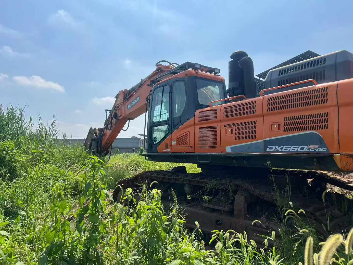 Buy Doosan DX520LC Used Excavator / 2 Buy Doosan DX520LC Used Excavator / 2
