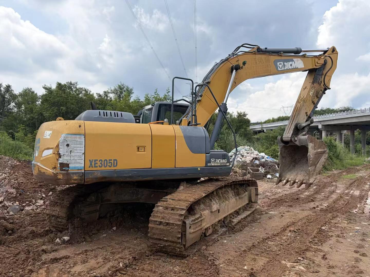 Buy XCMG XE305D Used Excavator / 5 Buy XCMG XE305D Used Excavator / 5