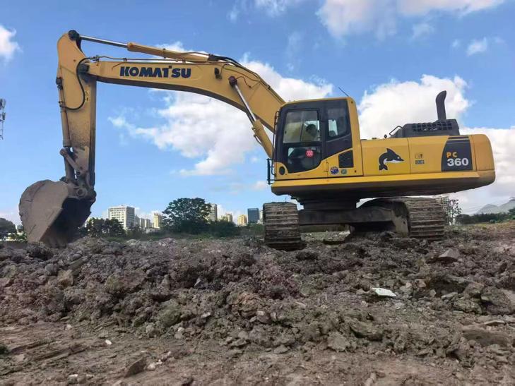 Buy Komatsu PC360-7 Used Excavator / 1