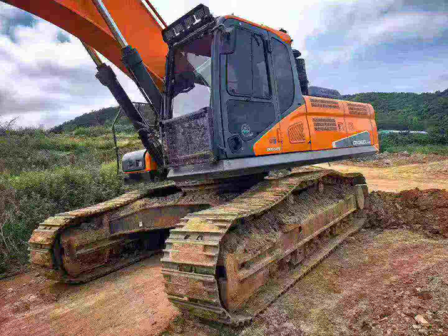 Buy Doosan DX380LC-5 Used Excavator / 9 Buy Doosan DX380LC-5 Used Excavator / 9