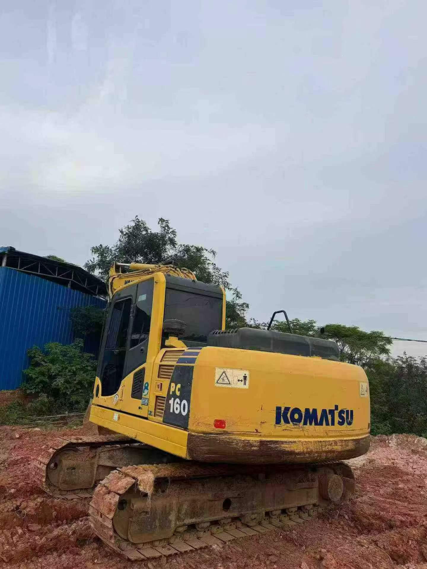 Buy Komatsu PC130-8M0 Used Excavator / 2