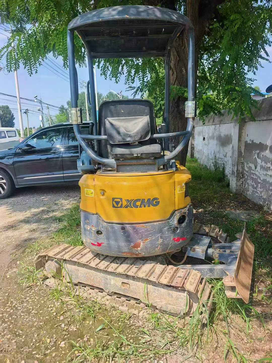 Buy XCMG XE15 Used Excavator / 2 Buy XCMG XE15 Used Excavator / 2
