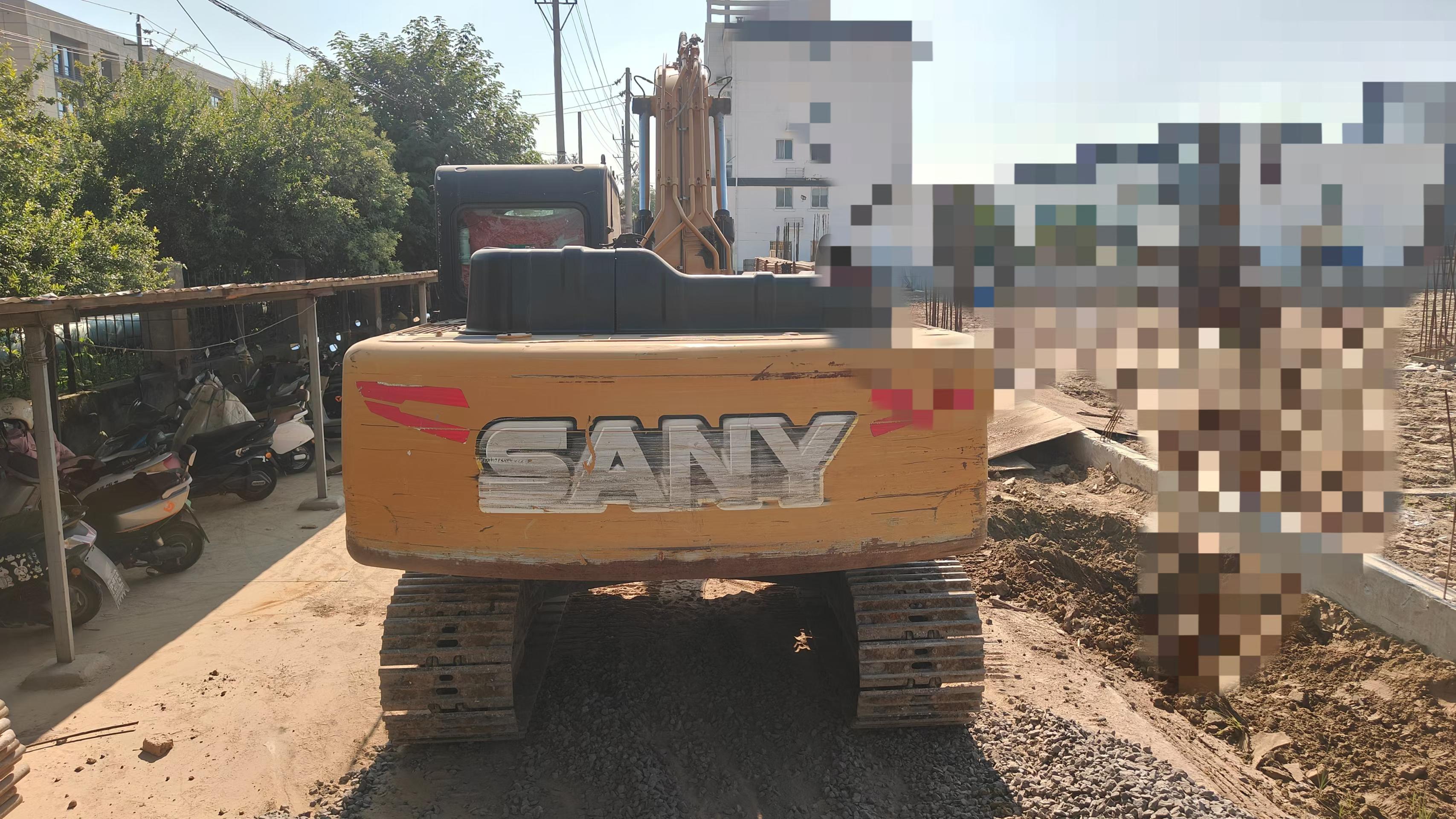 Buy Sany SY200C-S Used Excavator / 3