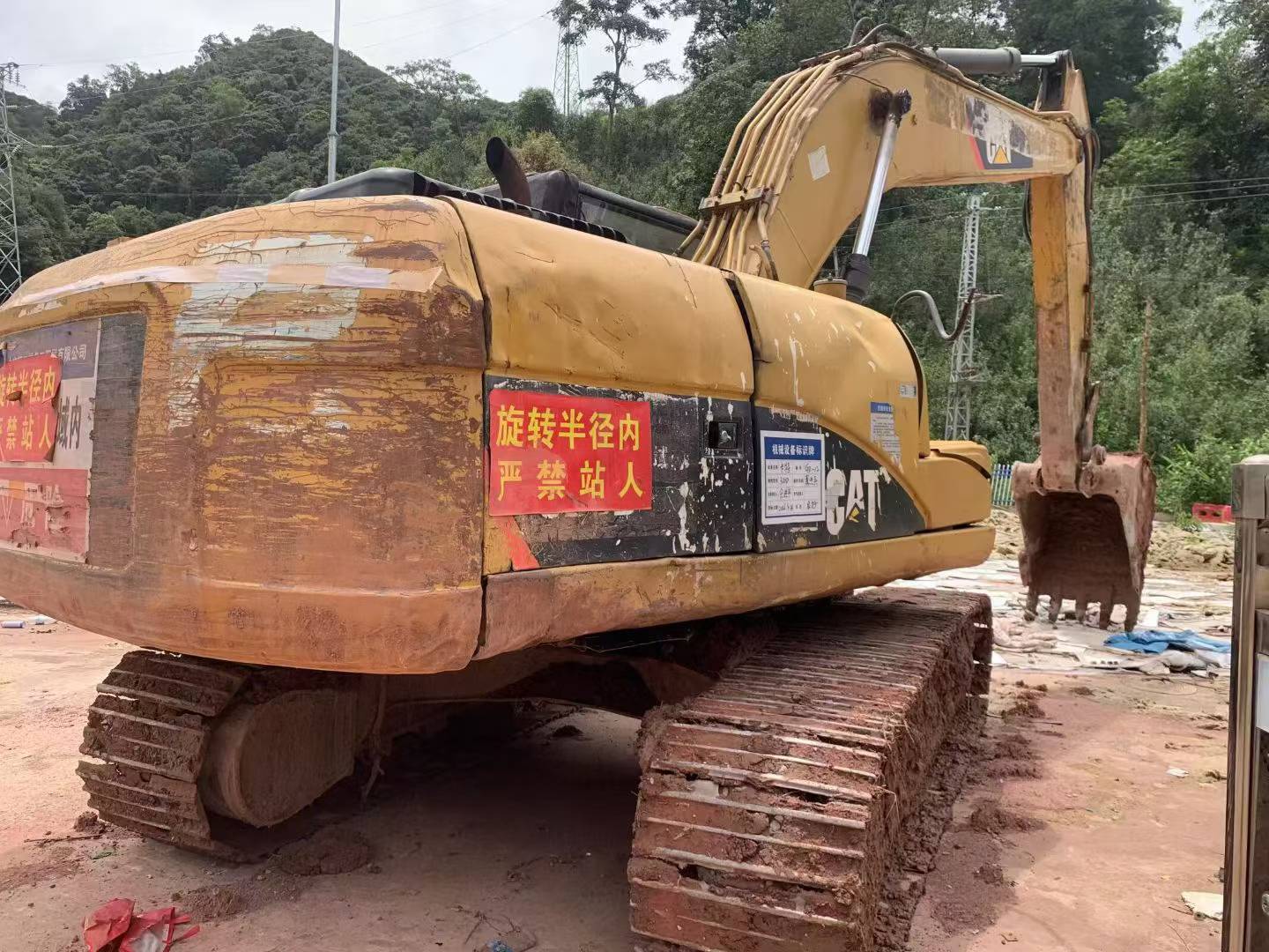 Buy Caterpillar 320D Used Excavator / 2 Buy Caterpillar 320D Used Excavator / 2