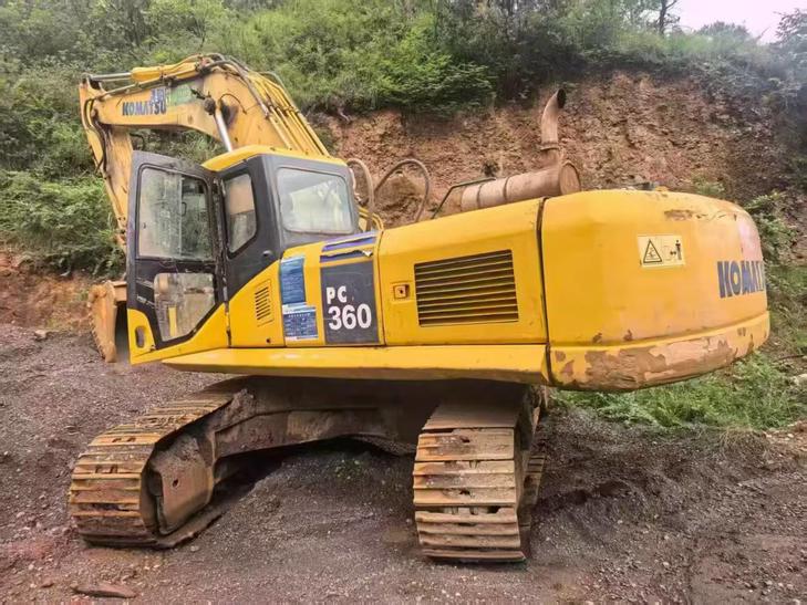 Buy Komatsu PC360-7 Used Excavator / 1