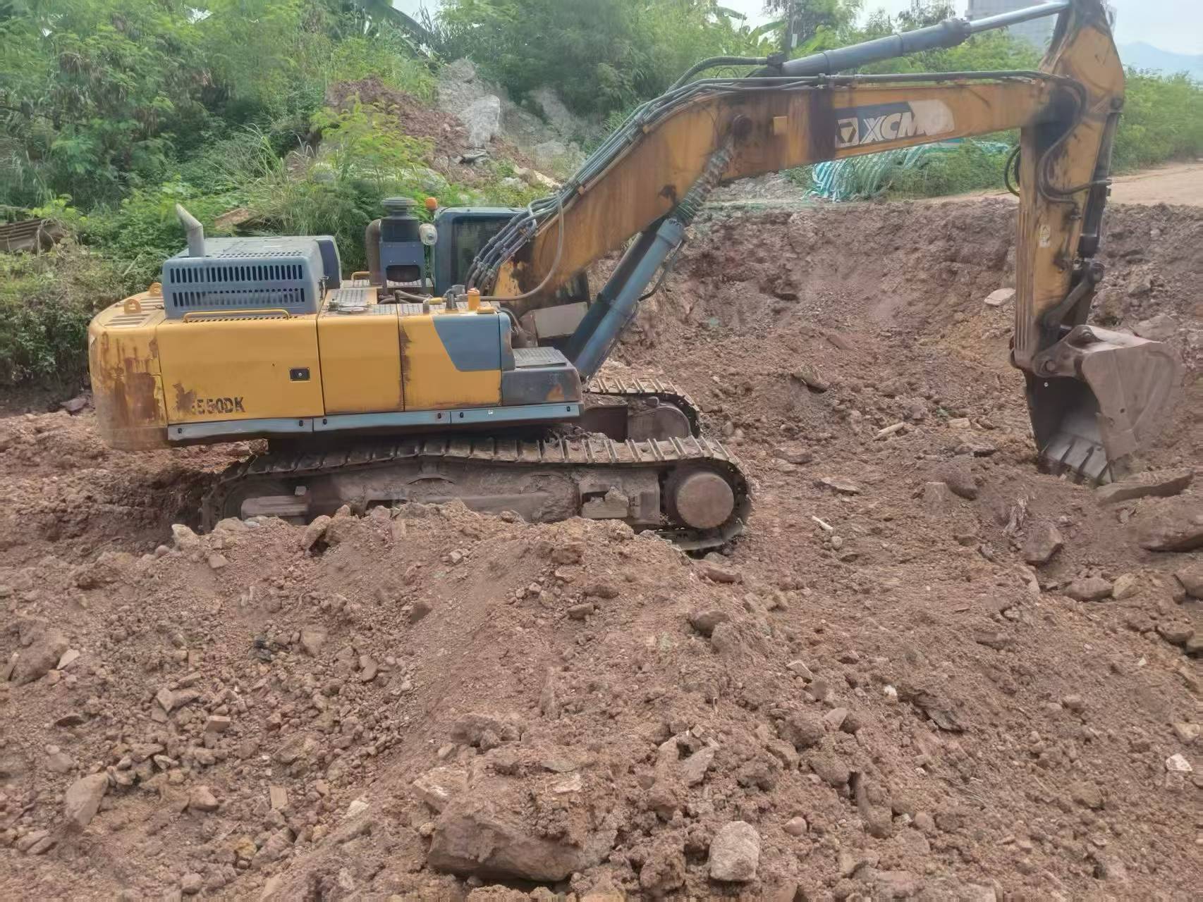 Buy XCMG XE490D Used Excavator / 7 Buy XCMG XE490D Used Excavator / 7