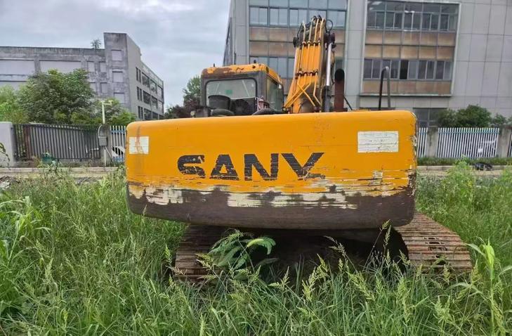 Buy Sany SY215C-8 Used Excavator / 1