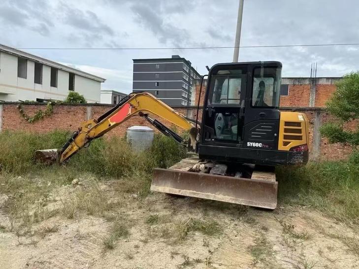 Buy Sany SY60 Used Excavator / 1