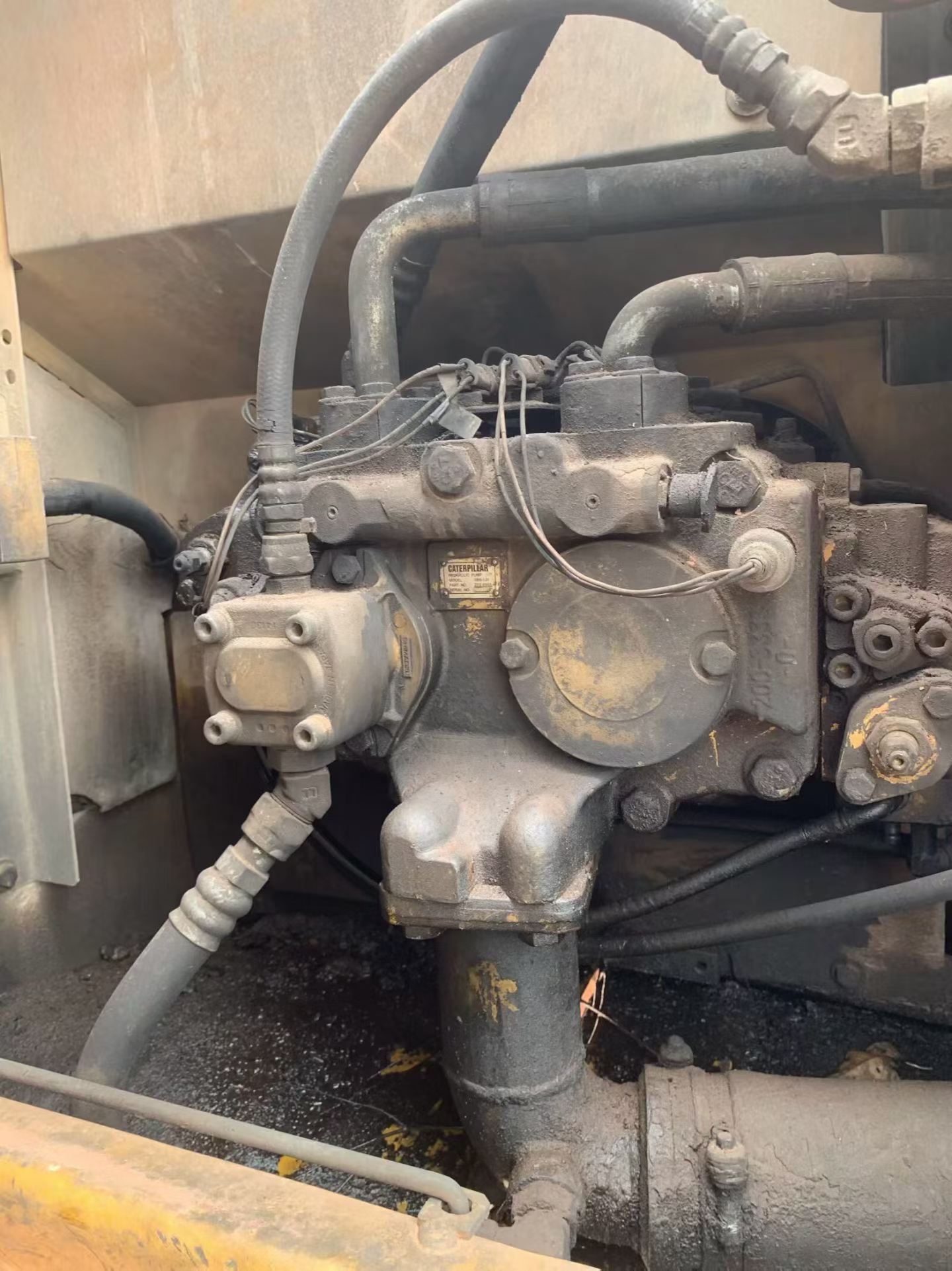 Buy Caterpillar 320D Used Excavator / 5 Buy Caterpillar 320D Used Excavator / 5