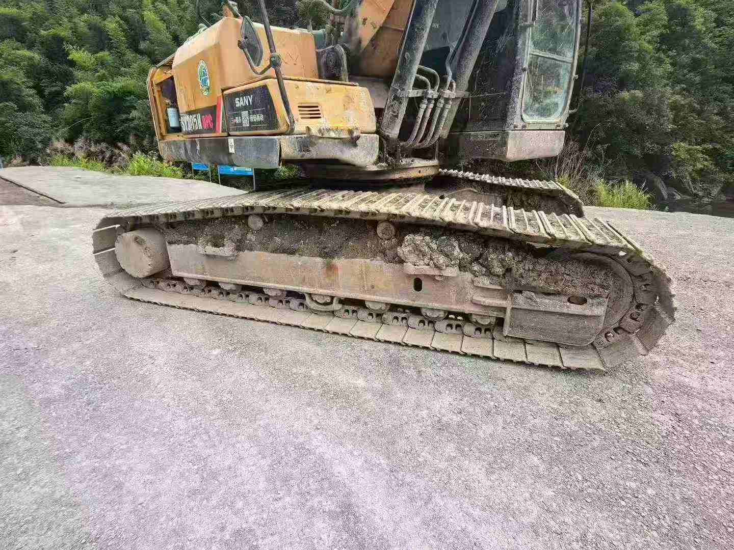 Buy Sany SY205H Used Excavator / 1