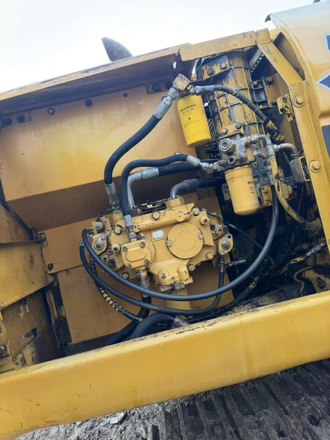 Buy Caterpillar 320C Used Excavator / 7 Buy Caterpillar 320C Used Excavator / 7