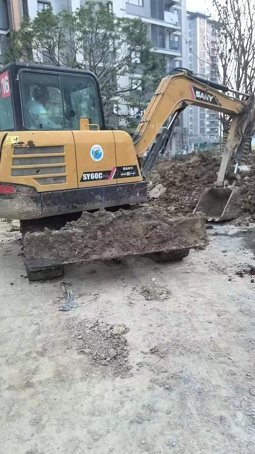 Buy Sany SY60 Used Excavator / 2 Buy Sany SY60 Used Excavator / 2