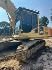 Buy Komatsu PC240-6 Used Excavator / 5 Buy Komatsu PC240-6 Used Excavator / 5