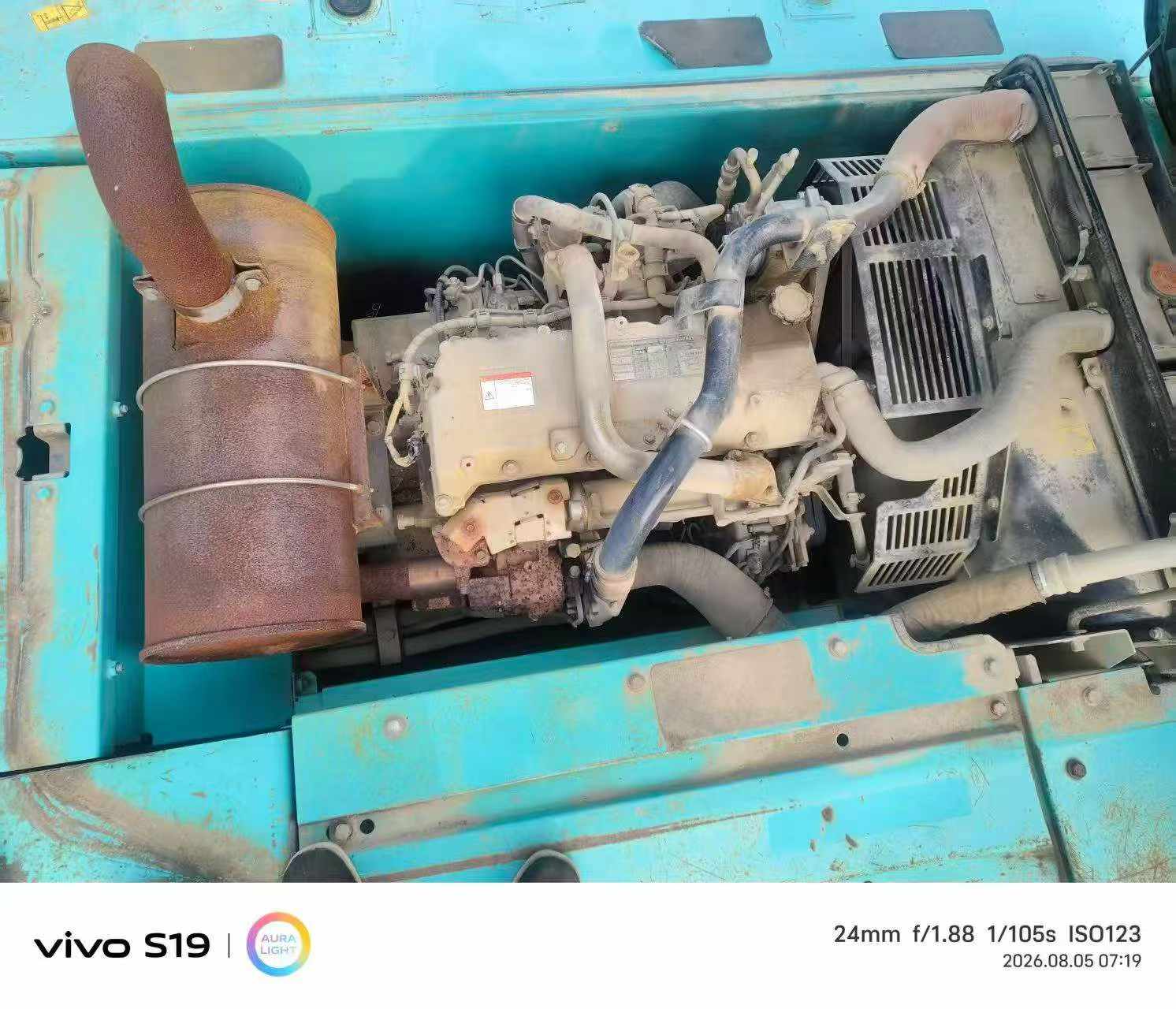 Buy Kobelco SK200 Used Excavator / 4 Buy Kobelco SK200 Used Excavator / 4