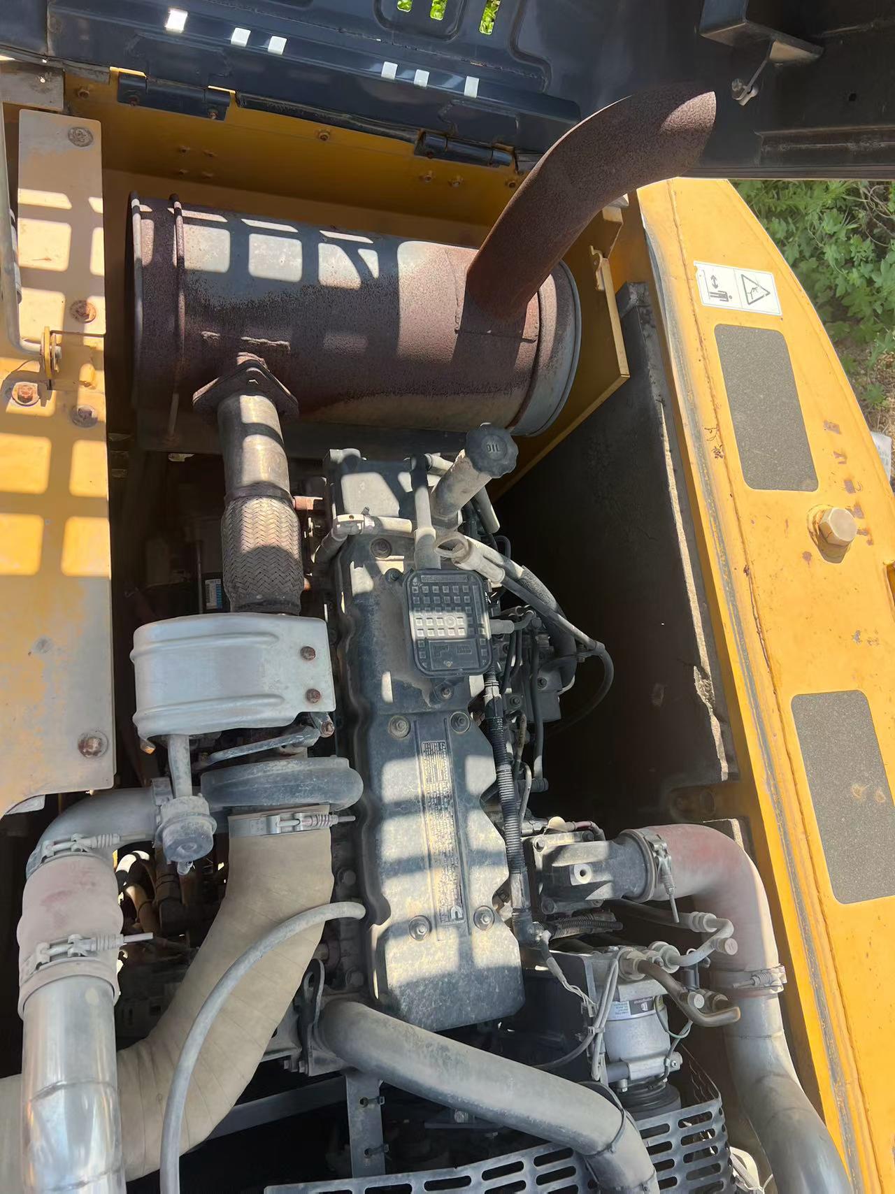 Buy XCMG XE215 Used Excavator / 6