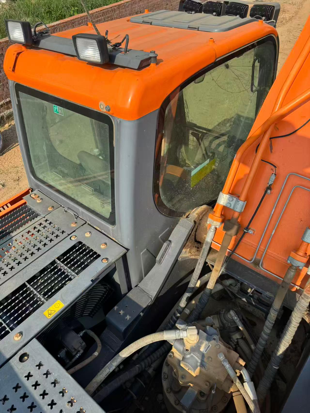 Buy Doosan DX380 Used Excavator / 5 Buy Doosan DX380 Used Excavator / 5