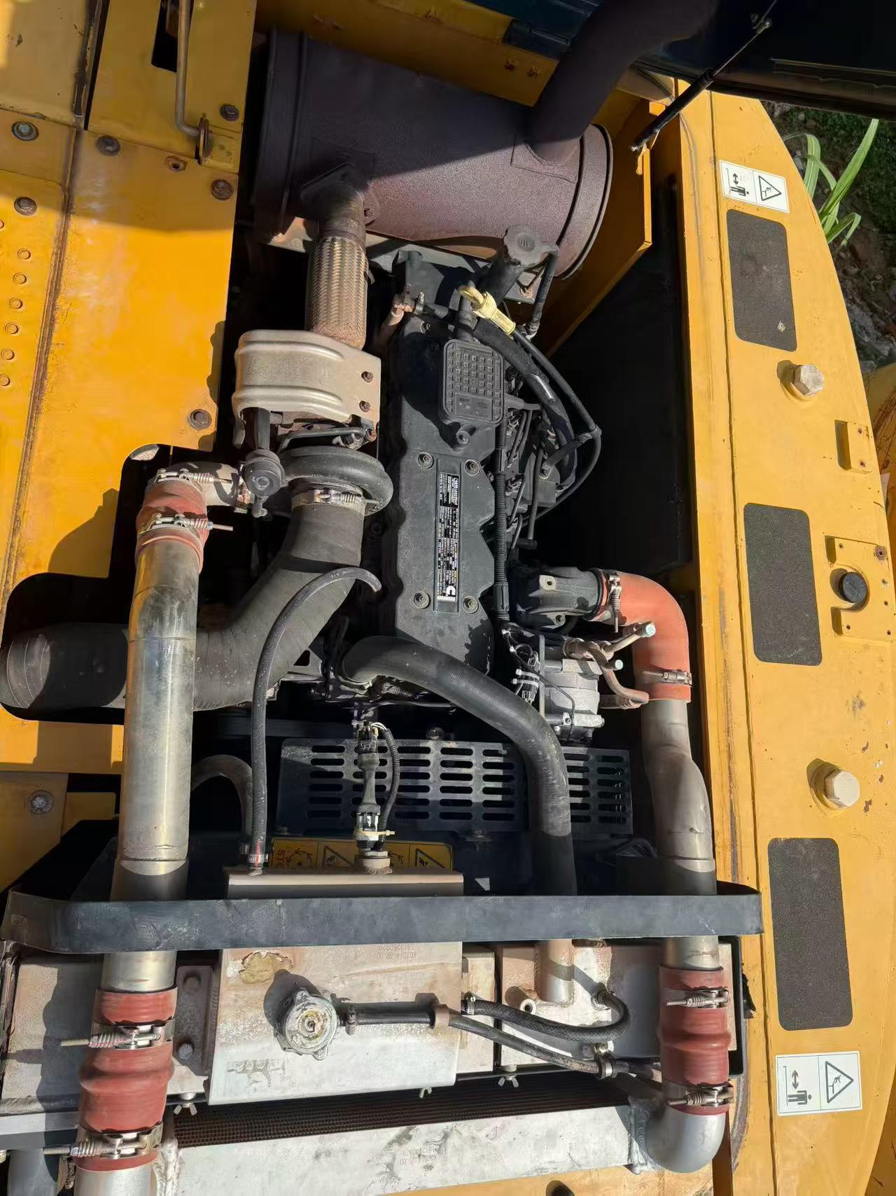 Buy XCMG XE215 Used Excavator / 3 Buy XCMG XE215 Used Excavator / 3