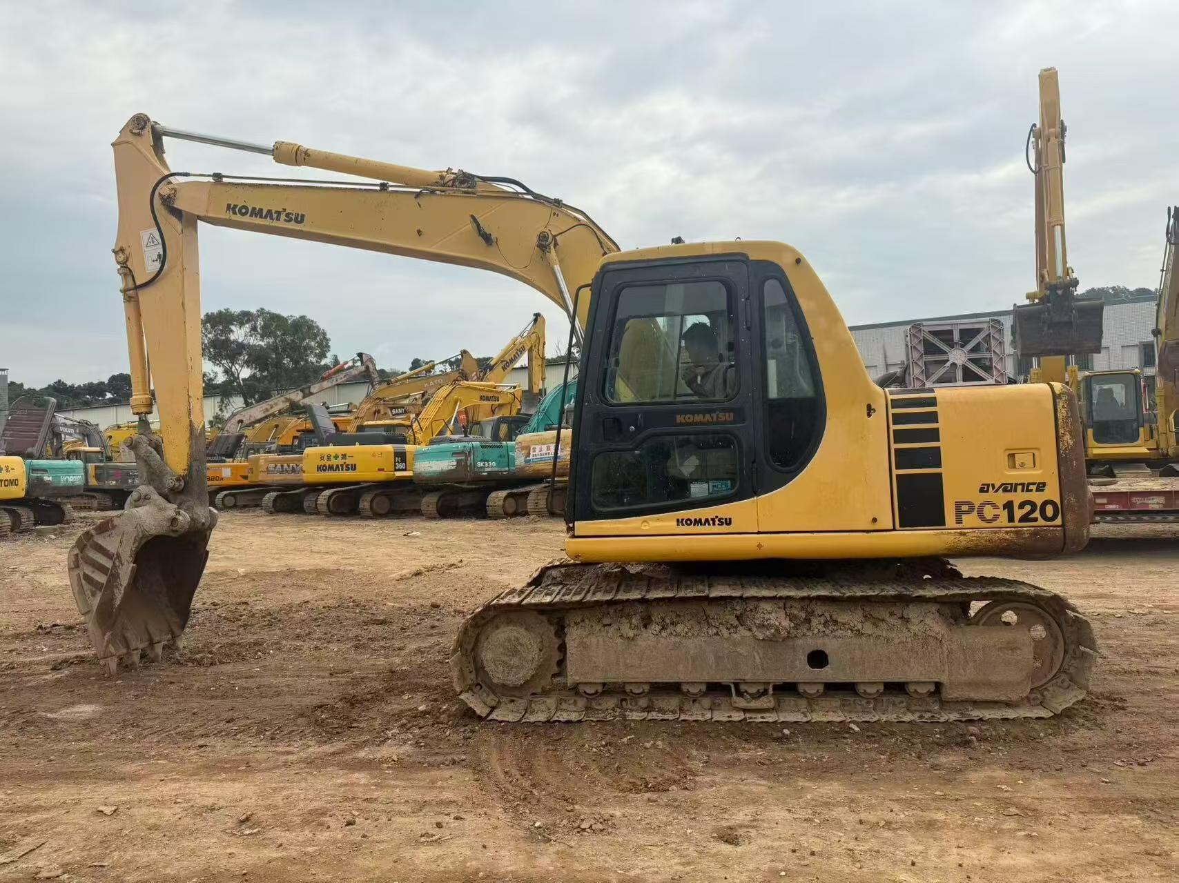 Buy Komatsu PC120-6E Used Excavator / 1