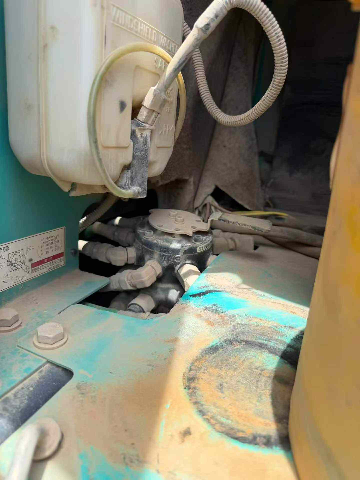 Buy Kobelco SK200-2 Used Excavator / 5 Buy Kobelco SK200-2 Used Excavator / 5