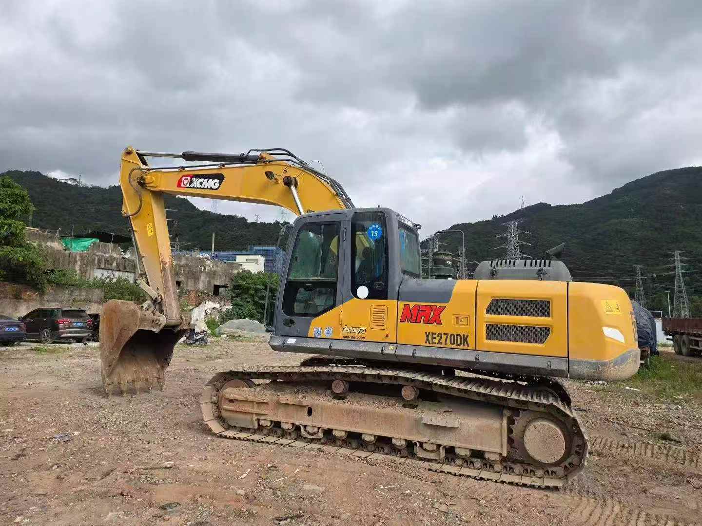 Buy XCMG XE270DK Used Excavator / 1