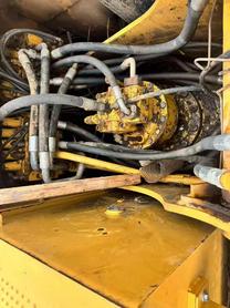 Buy Caterpillar 320D Used Excavator / 5 Buy Caterpillar 320D Used Excavator / 5