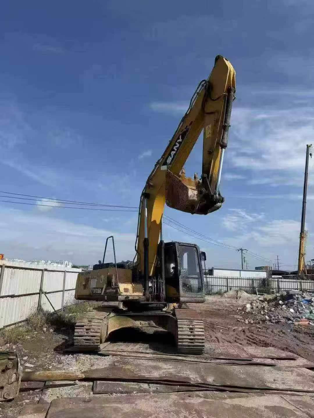 Buy Sany SY215C Used Excavator / 1