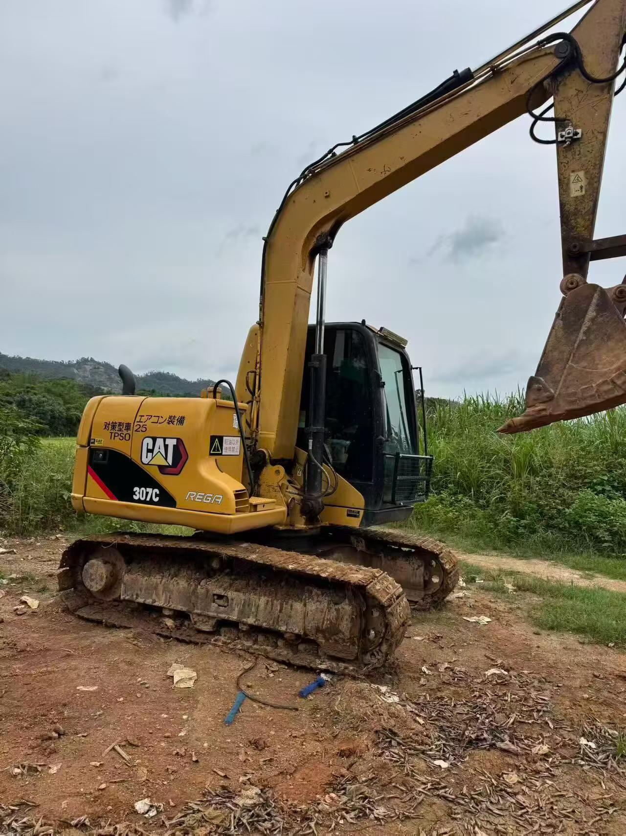 Buy Caterpillar 307C Used Excavator / 4 Buy Caterpillar 307C Used Excavator / 4