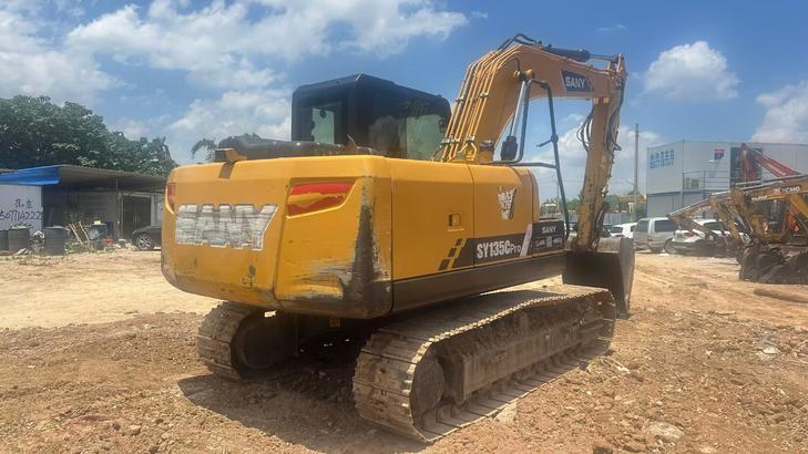 Buy Sany SY135C Used Excavator / 1