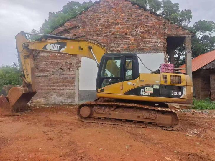 Buy Caterpillar 320D Used Excavator / 1