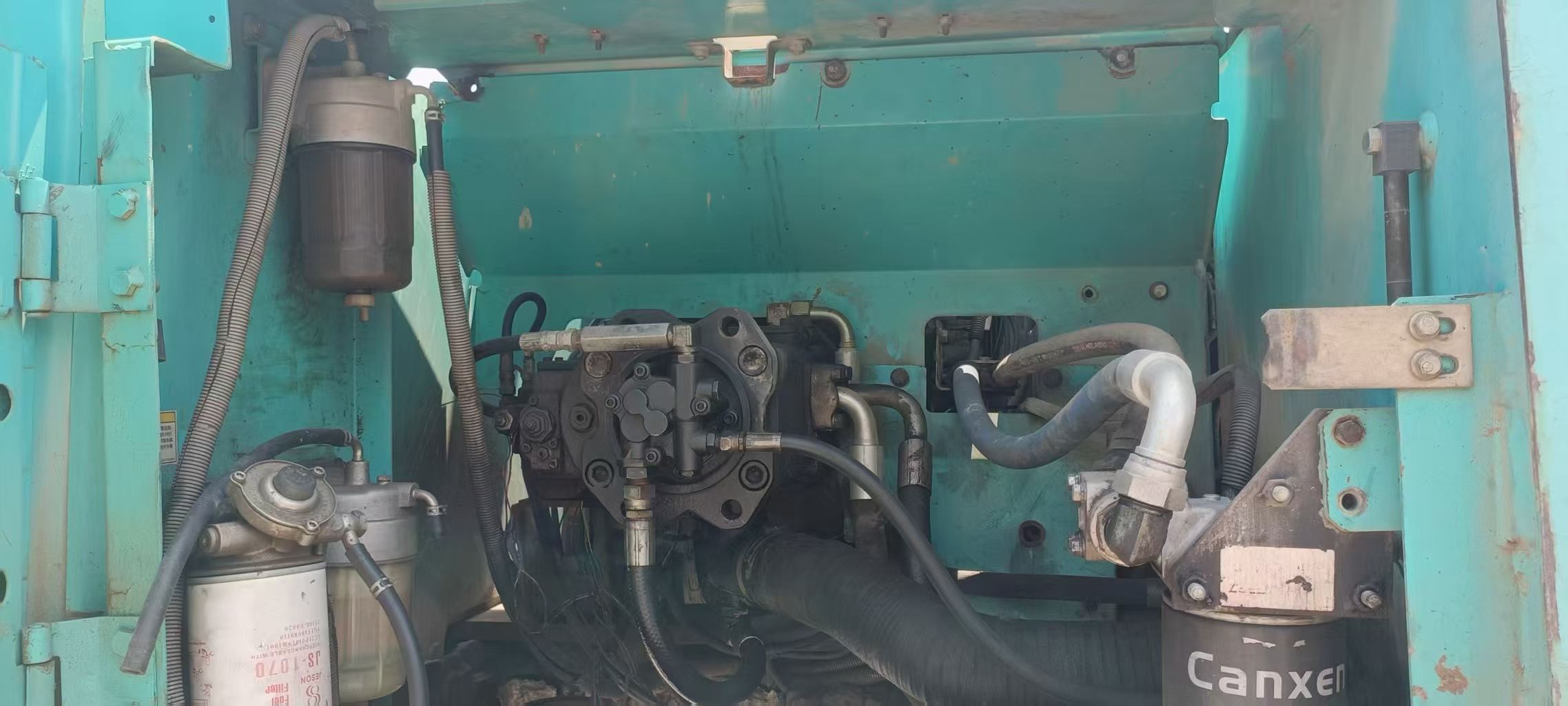 Buy Kobelco SK260 Used Excavator / 8